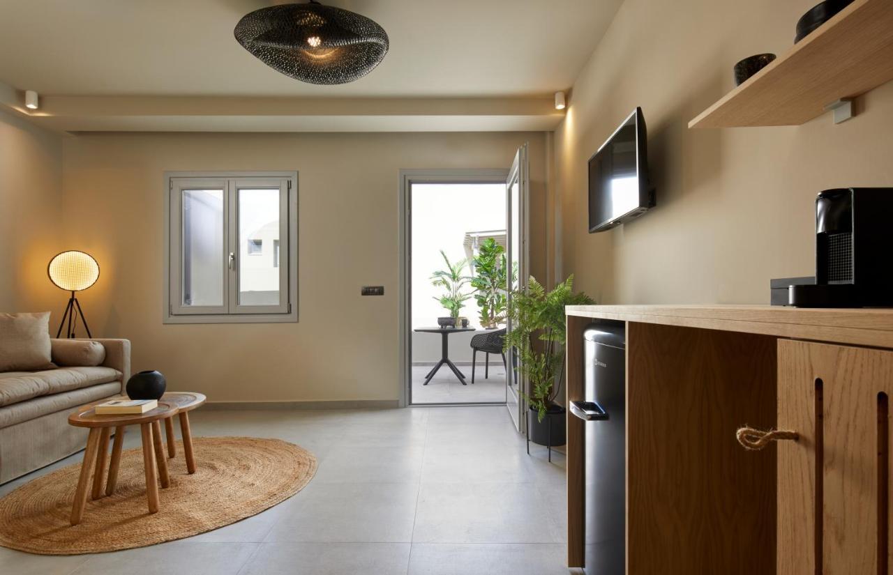 Mayu Suites Pyrgos Kallistis Habitación foto